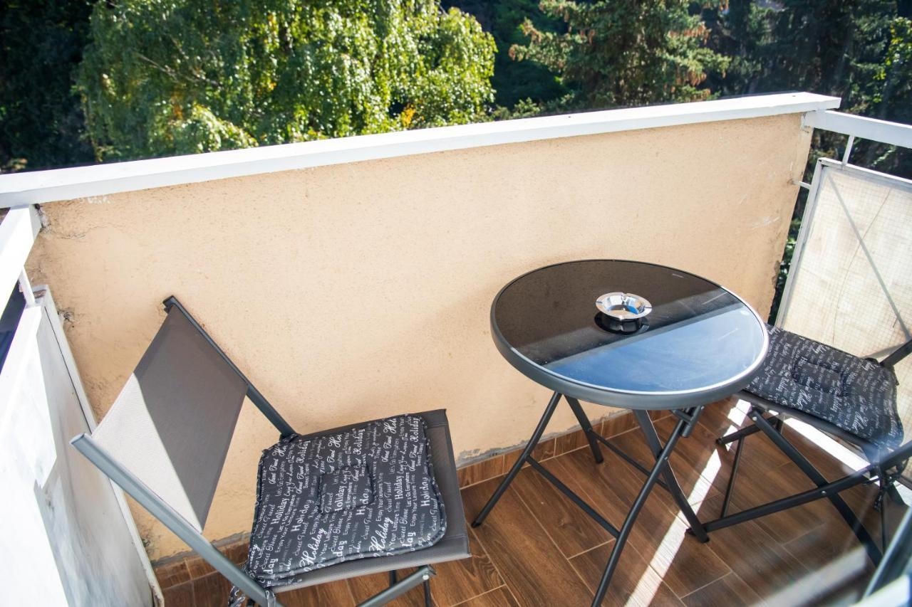 Nikolas Appartement Belgrado Buitenkant foto